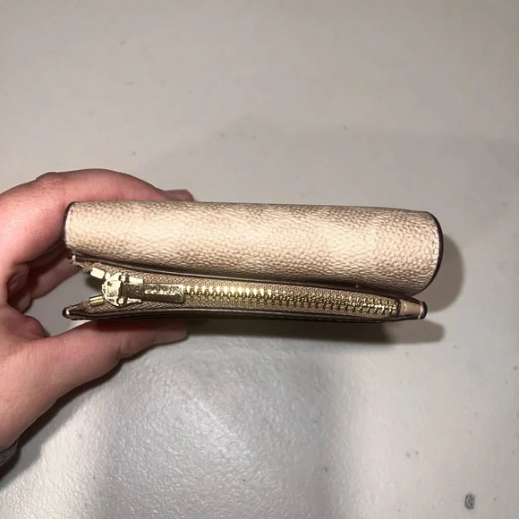 Coach Wallet - Picture 3 of 9